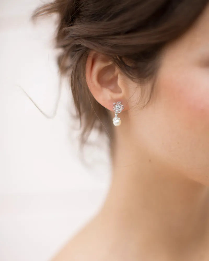 Boucles d’oreilles mariage Ophée – création française Atelier Sarah Aime