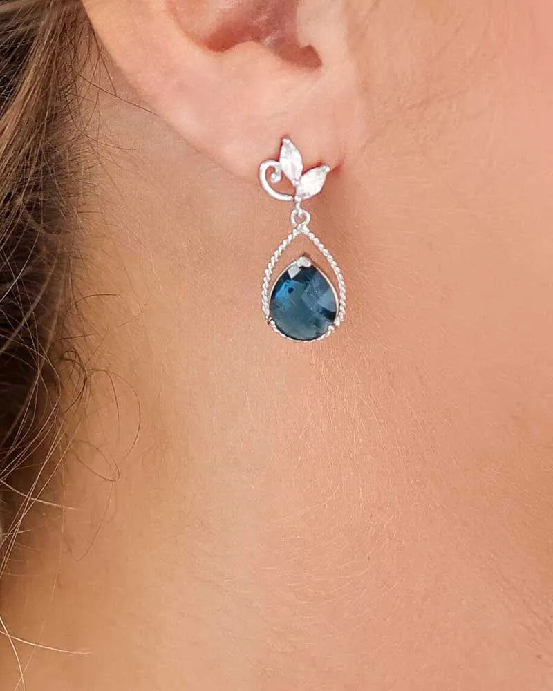 Boucles d’oreilles mariage Catnys – bijou raffiné pour mariée