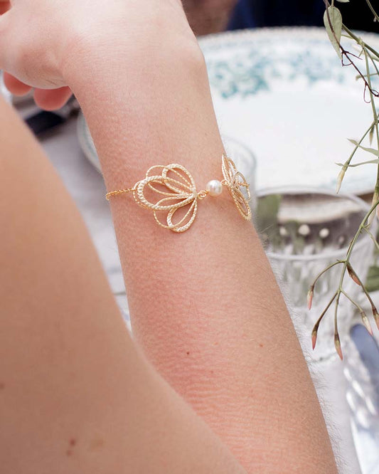 Bracelet de mariée Palerme – perles nacrées ivoire sur chaîne fine