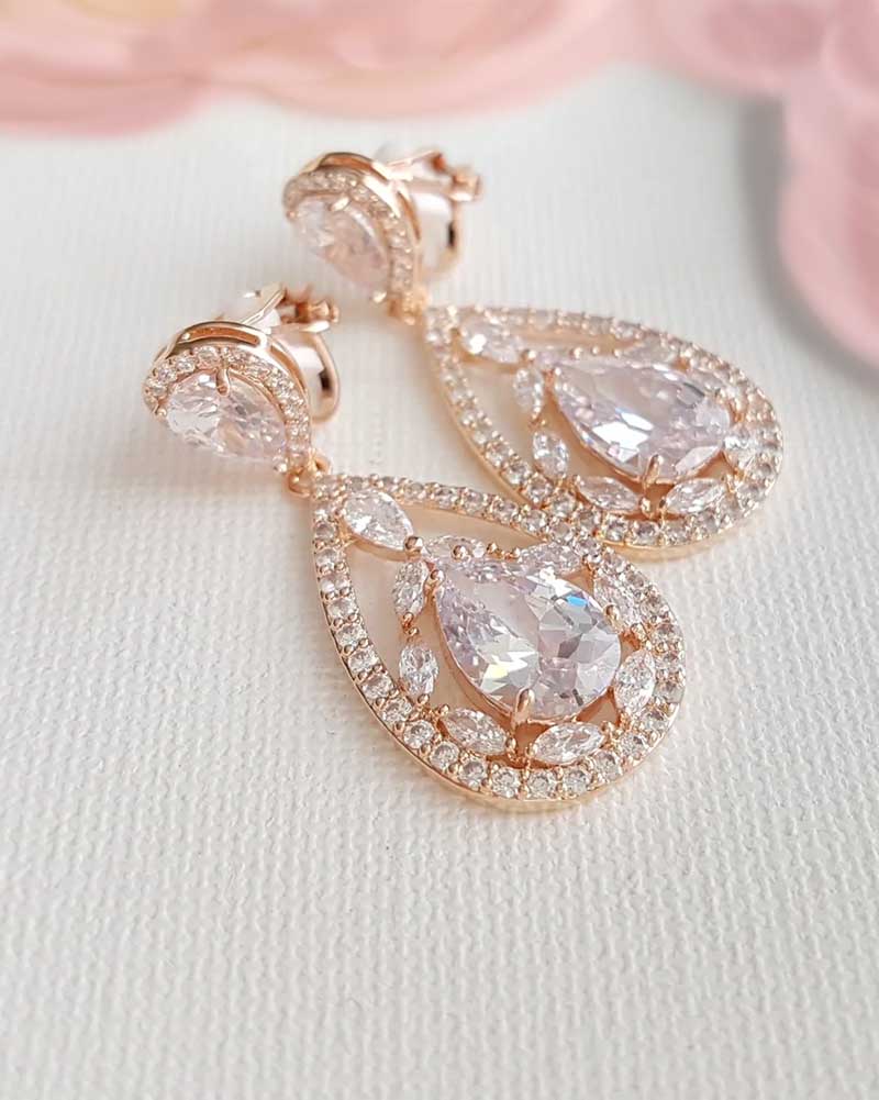 Clips d’oreilles mariage perle – bijou raffiné pour mariée