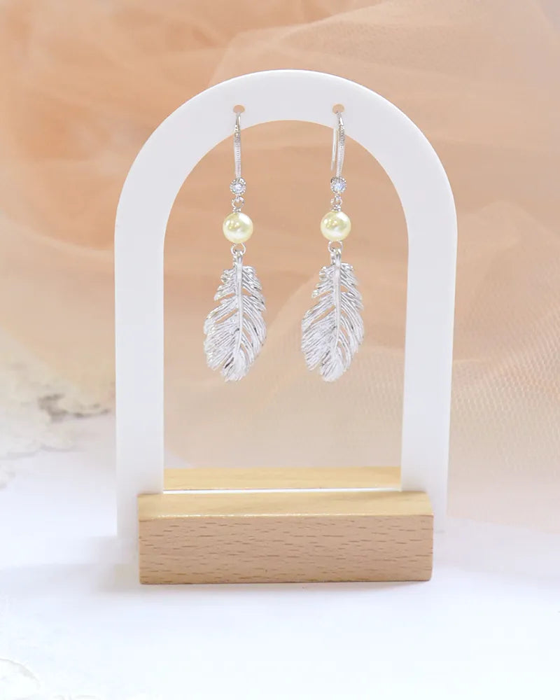Clyde – Boucles d’Oreilles Mariée Plumes & Perles