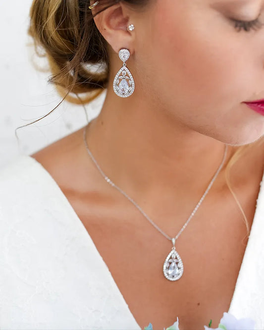 Boucles d’oreilles mariée Ines– création française Atelier Sarah Aime