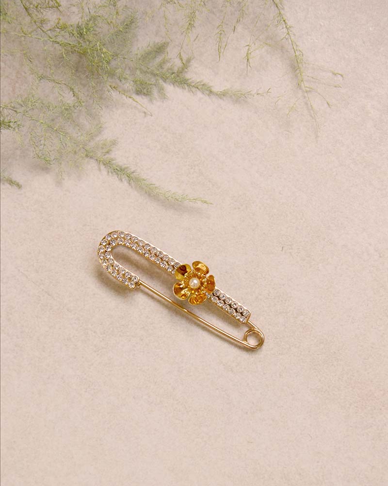 Attache traîne Flora – bijou floral raffiné pour traîne de robe de mariée