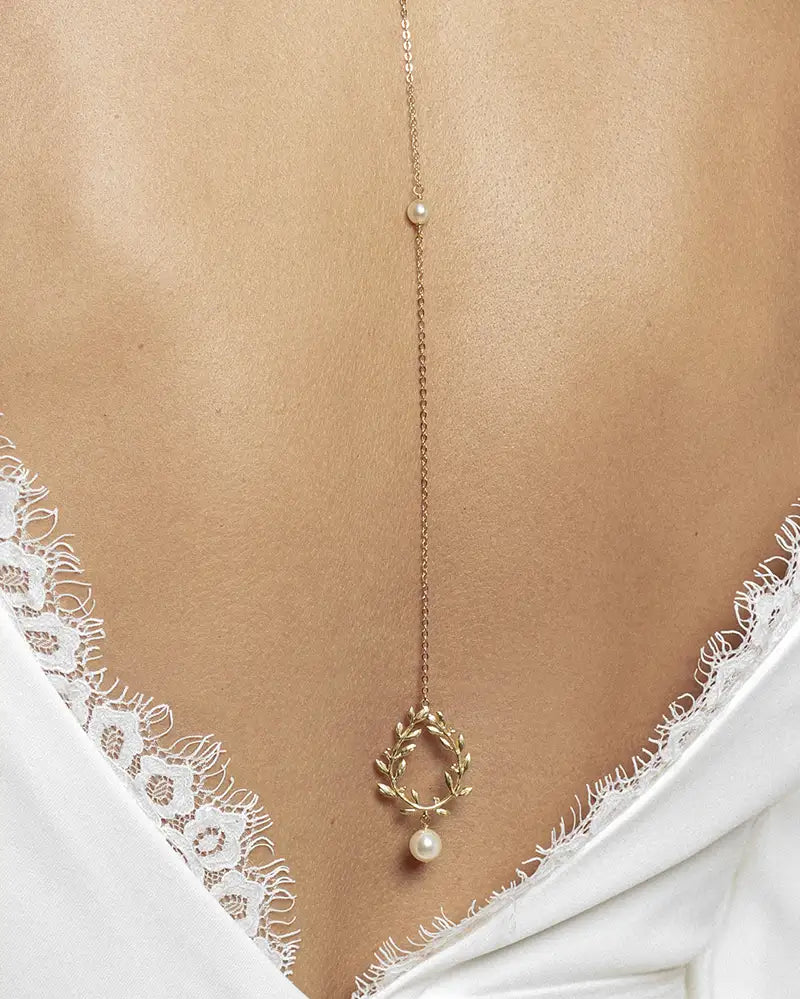 Bijou de dos Lidiane – création française Atelier Sarah Aime