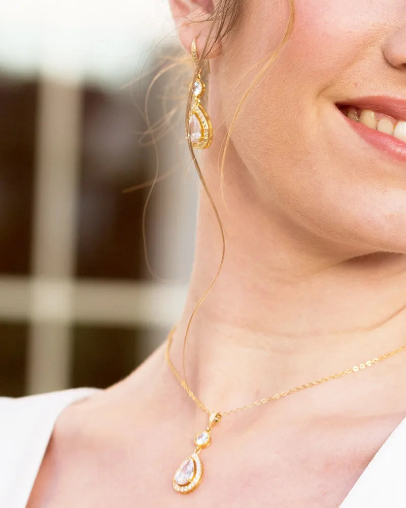 Collier de mariée Esmée – création française Atelier Sarah Aime