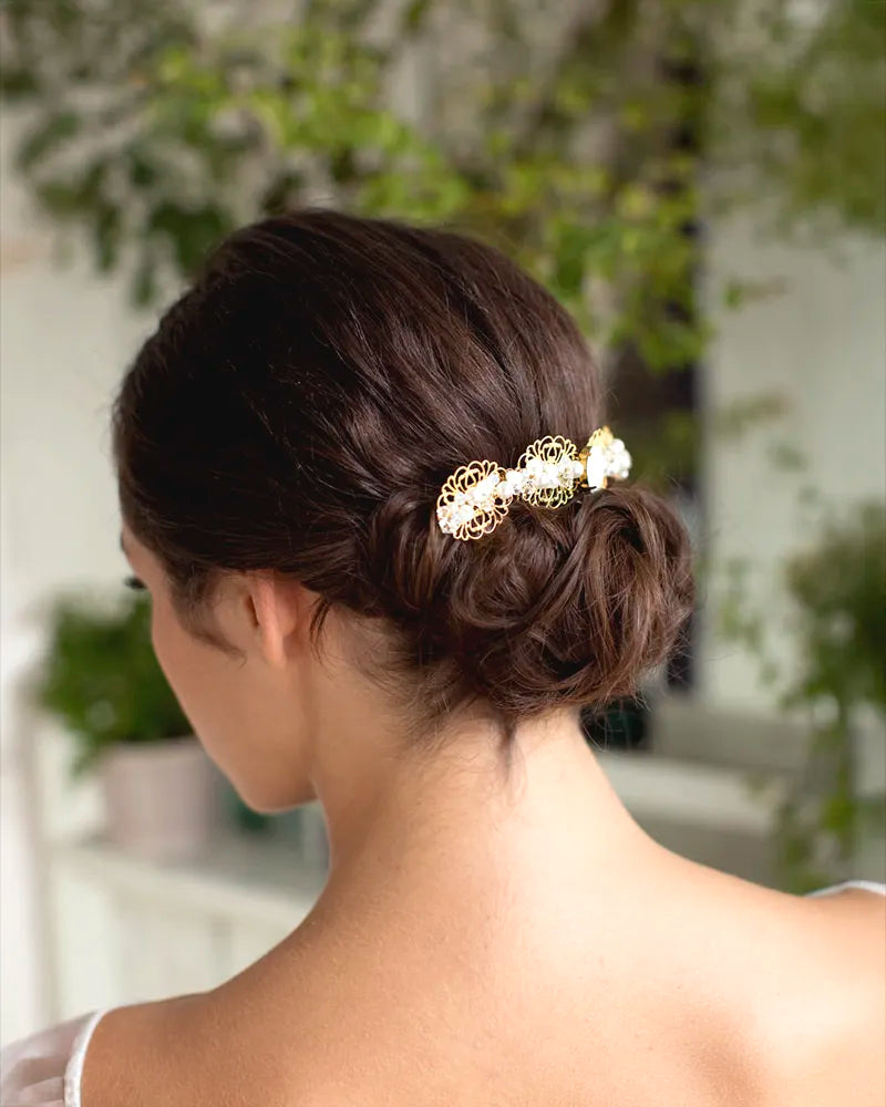 Peigne de mariée strass – modèle Alicia, création française Atelier Sarah Aime