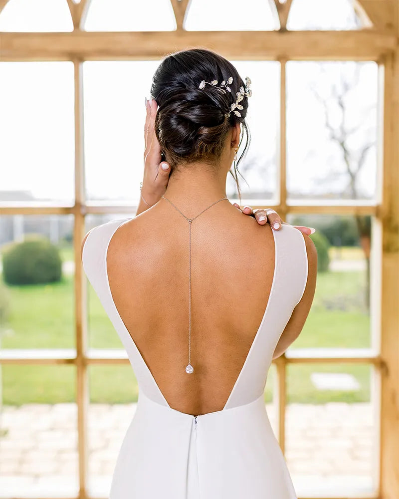 Bijou de dos Soliste– strass lumineux pour robe dos nu

