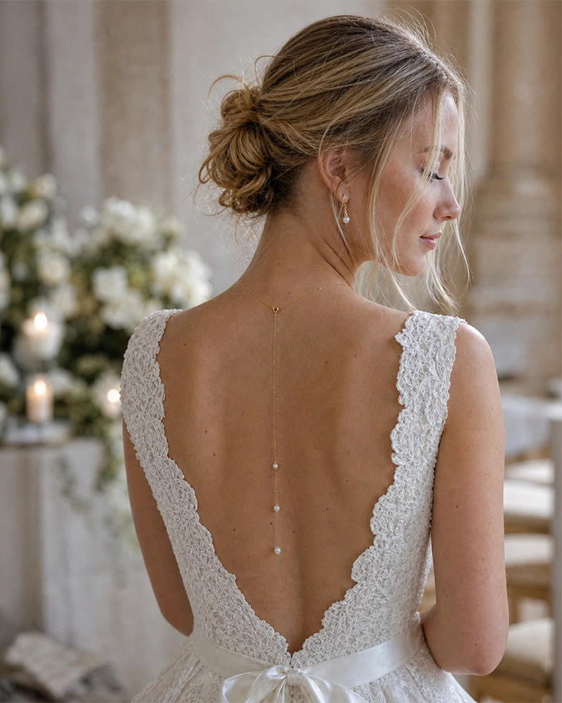 Bijou de dos pour collier de mariée – modèle Sophia, création française Atelier Sarah Aime

