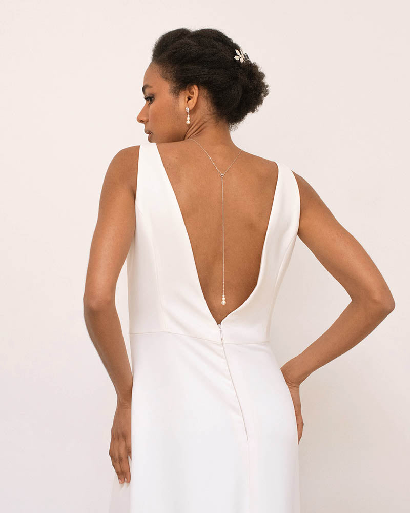 Bijou de dos Maiwen délicat sur robe de mariée