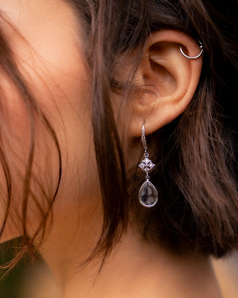 Boucles d’oreilles mariée Loubna – création française Atelier Sarah Aime