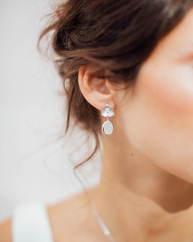 Collier mariée fleur - Atelier Sarah Aime 