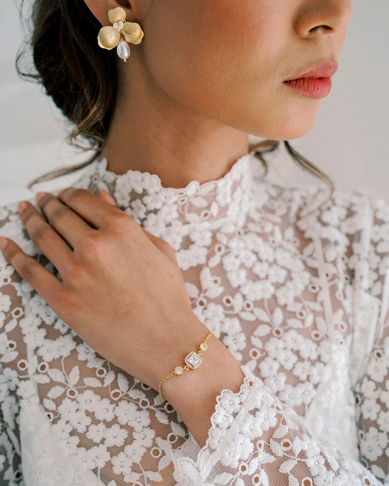 Bracelet de mariée strass argenté et boucles d'oreilles dorés -Bijoux atelier sarah Aime