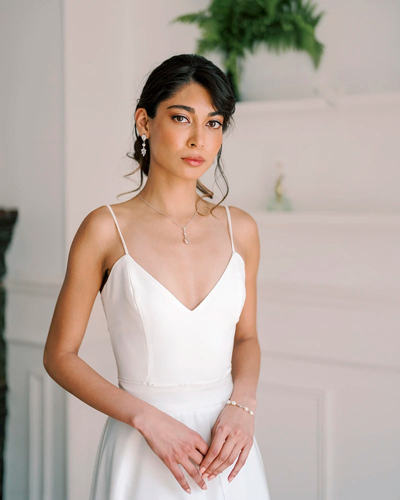 Elise – Bracelet Mariée Perle Nacrée et Strass