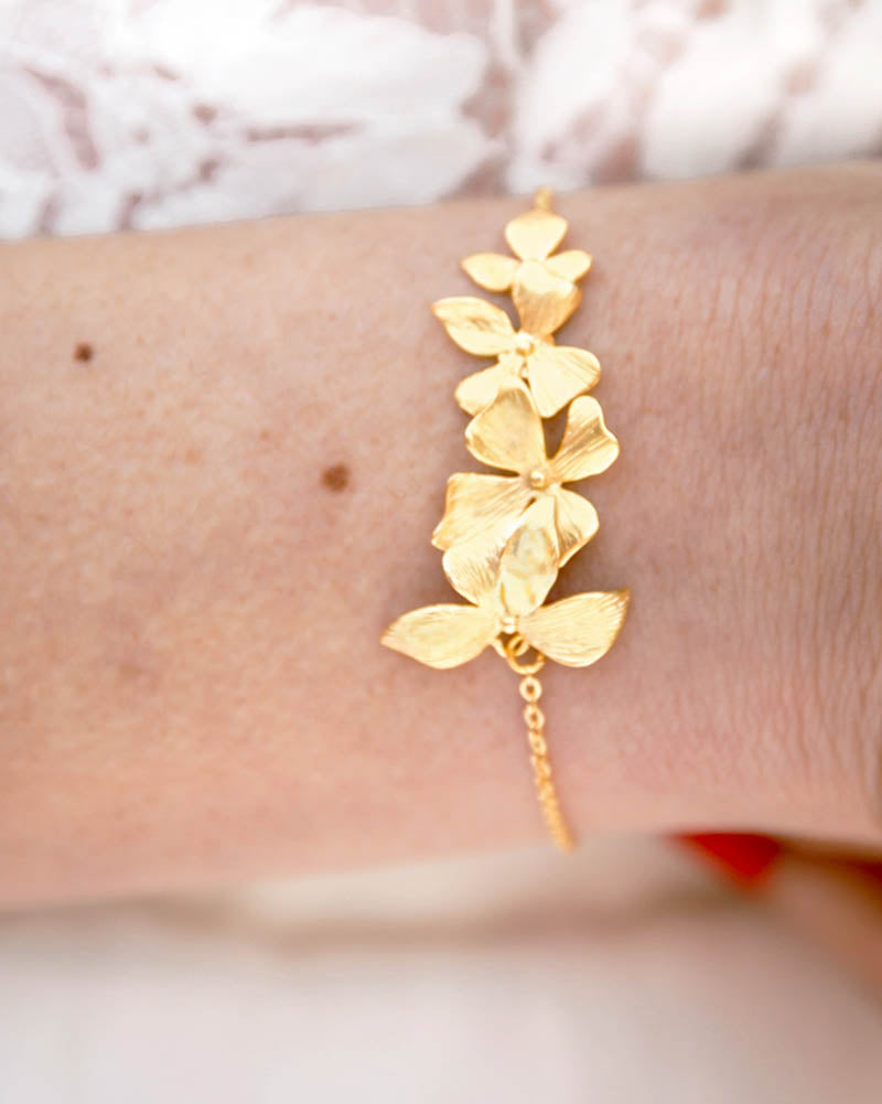 Bracelet mariée Synthia doré – Bijou mariée orchidée - Atelier Sarah Aime

