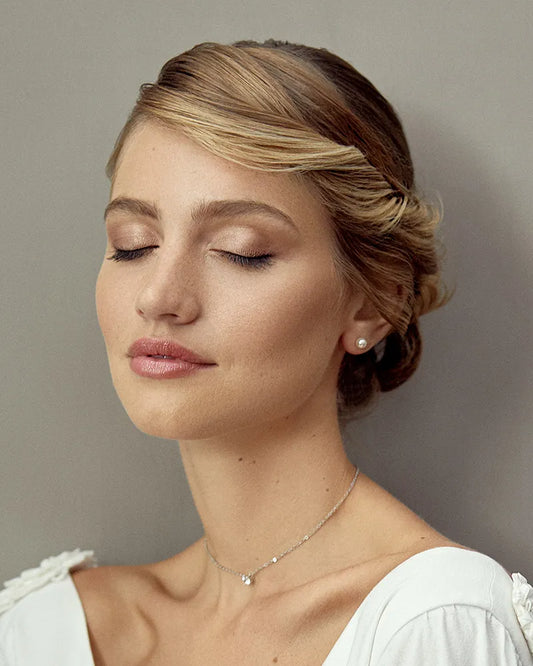 Clous d’oreilles perles – modèle Aya, création française Atelier Sarah Aime