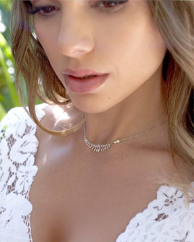 Bijou de dos perle pour collier - Elawan – création française Atelier Sarah Aime

