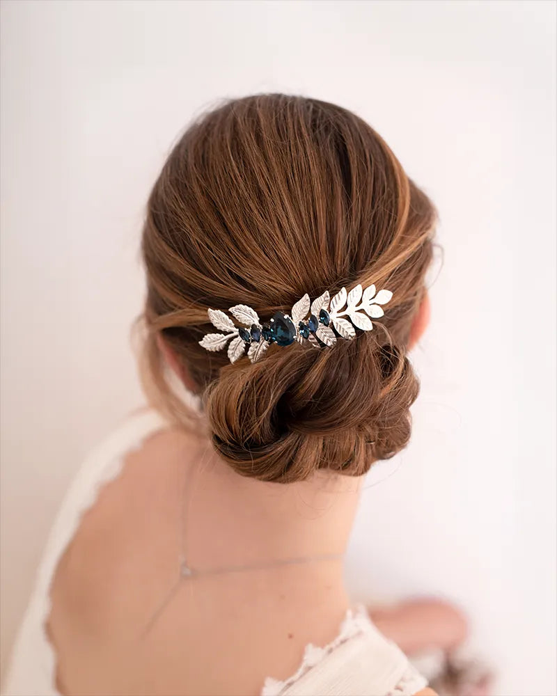 Peigne de mariée feuilles – modèle Betine, création française Atelier Sarah Aime