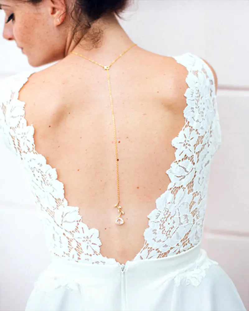 Bijou de dos Bétina – Bijou fleur mariage - Atelier Sarah Aime