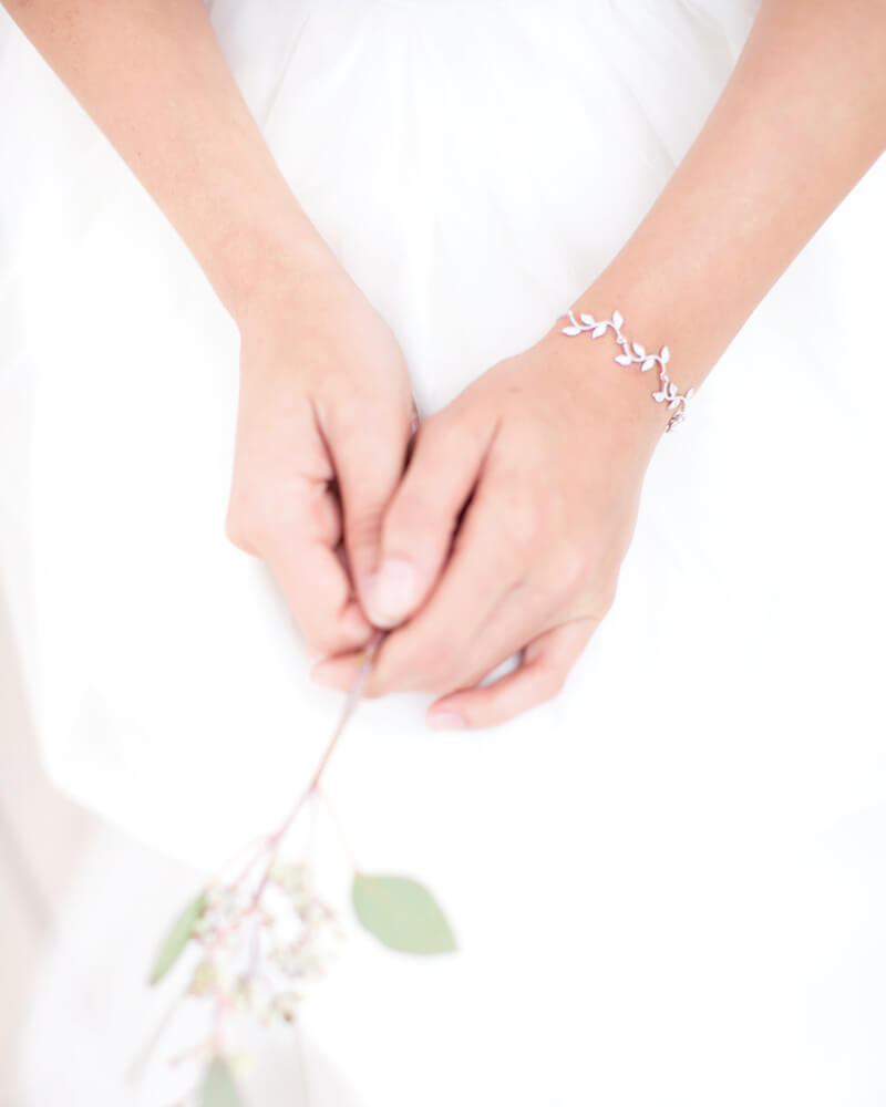Bracelet de mariée Betina – design fin et discret pour mariage élégant

