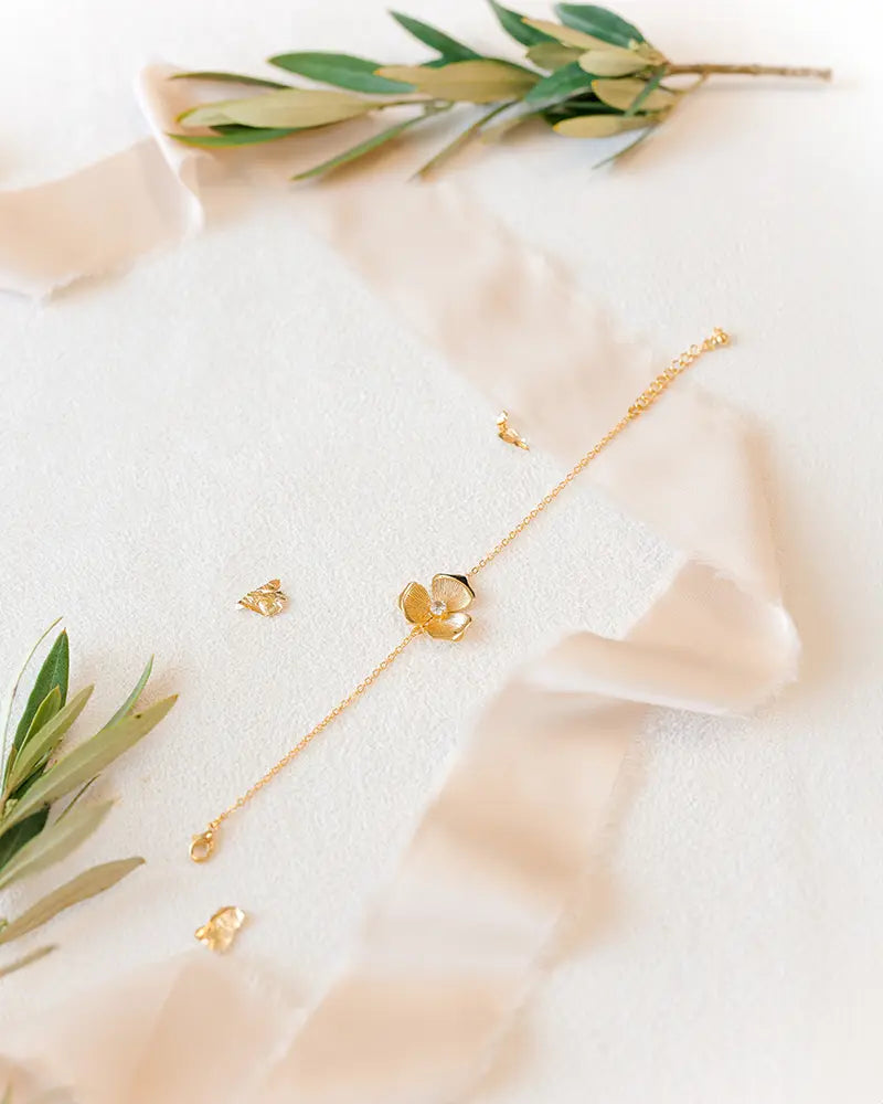 Bracelet de mariée Maceline – bijou fin avec cristal pour mariage élégant

