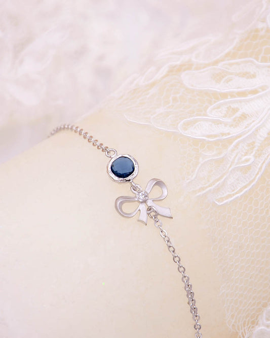 Bracelet de mariée Nella – bijou fin avec cristal facetté suspendu

