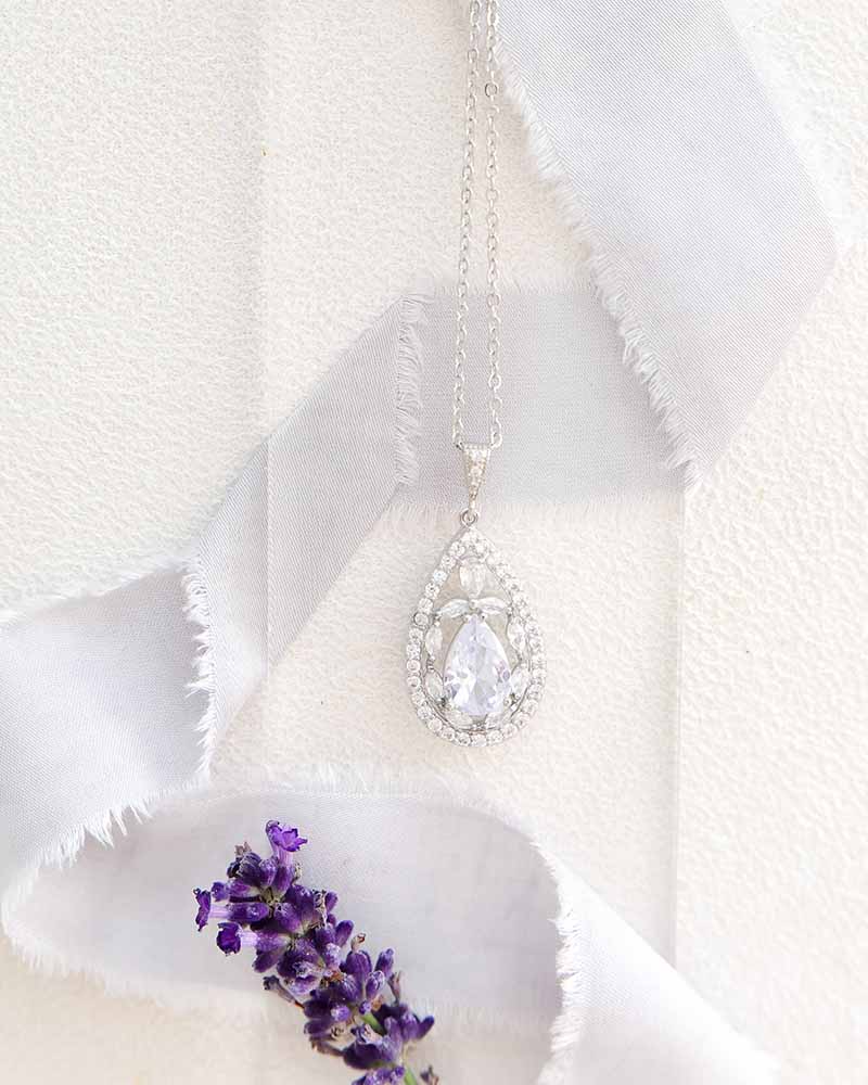 Collier mariée strass Ines- Atelier Sarah Aime 