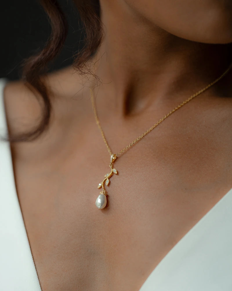 Collier de mariée Jalane – création française Atelier Sarah Aime