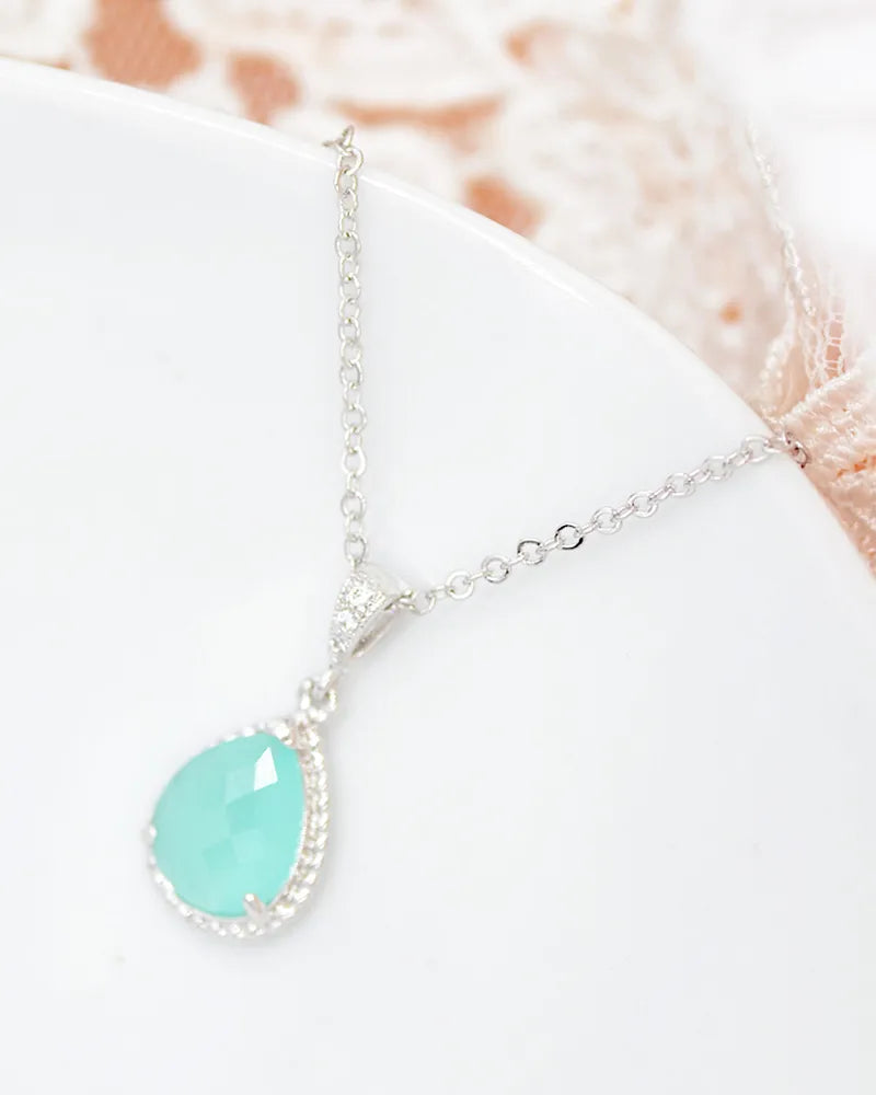 Collier mariée goutte Atelier Sarah Aime 