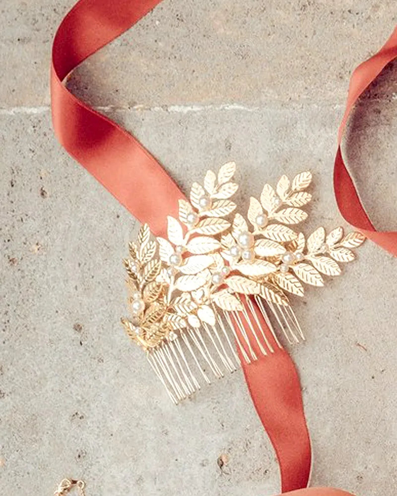 Peigne de mariée – modèle Héléna, création française Atelier Sarah Aime