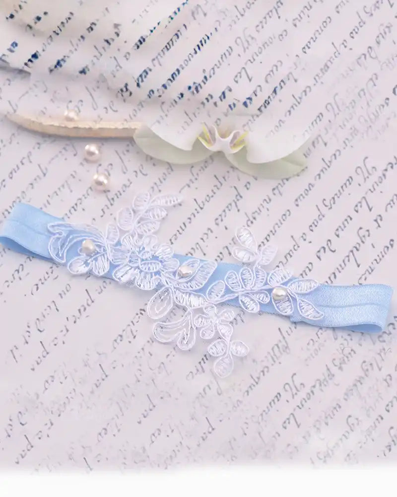 Jarretière de mariée Anna Belle – dentelle fine et ruban satiné
