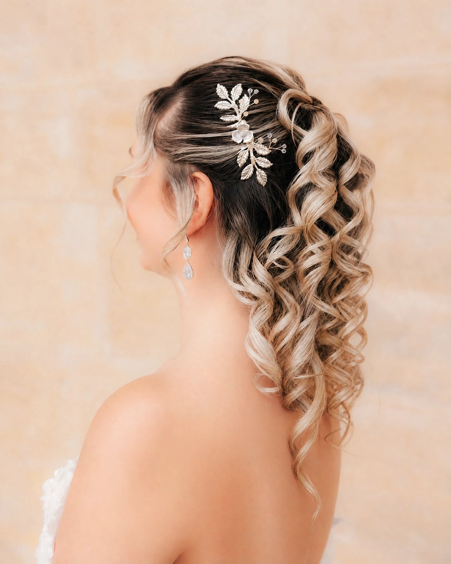 Peigne de mariée – modèle Juline, création française Atelier Sarah Aime