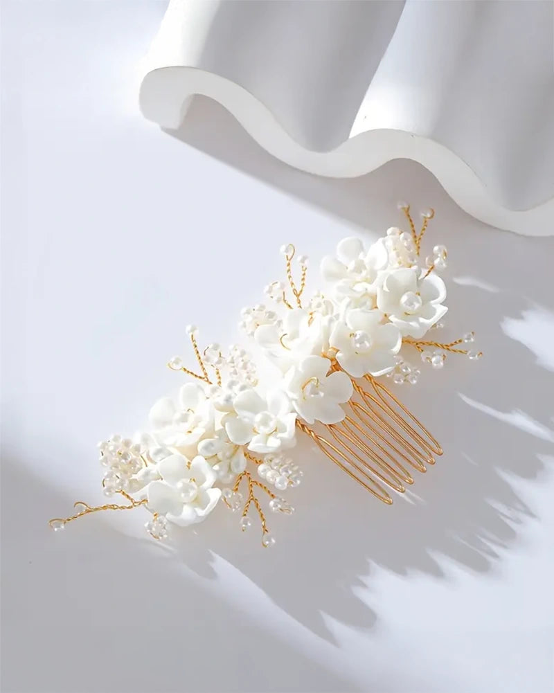 Peigne mariée blanc et doré - Atelier Sarah Aime 