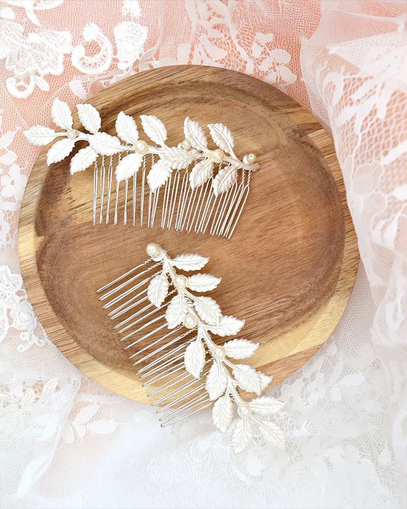 Peignes de mariée – modèle Marion x2, création française Atelier Sarah Aime