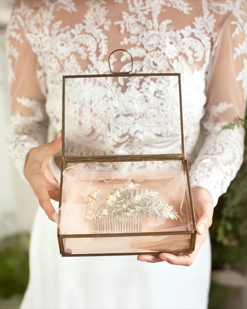 Peigne de mariée – modèle Héléna, création française Atelier Sarah Aime