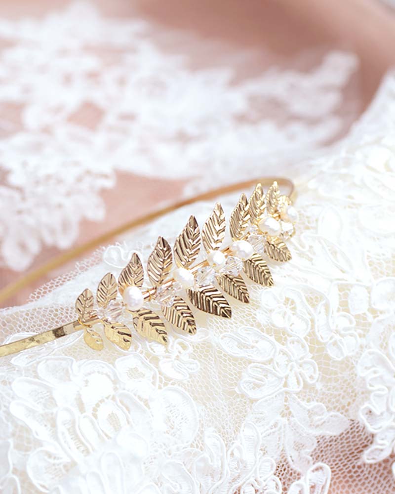 Serre-tête de mariée – modèle Olivia, création française Atelier Sarah Aime